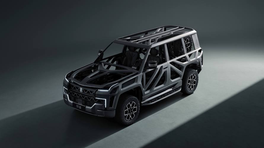 成都245仰望U8硬派越野的科技魅力，国能汽车对传统燃油车市场的冲击